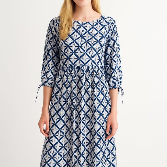 Promogranate Women’s Blue & White Geometric Floral Midi Dress Size Medium - Picture 1 of 10